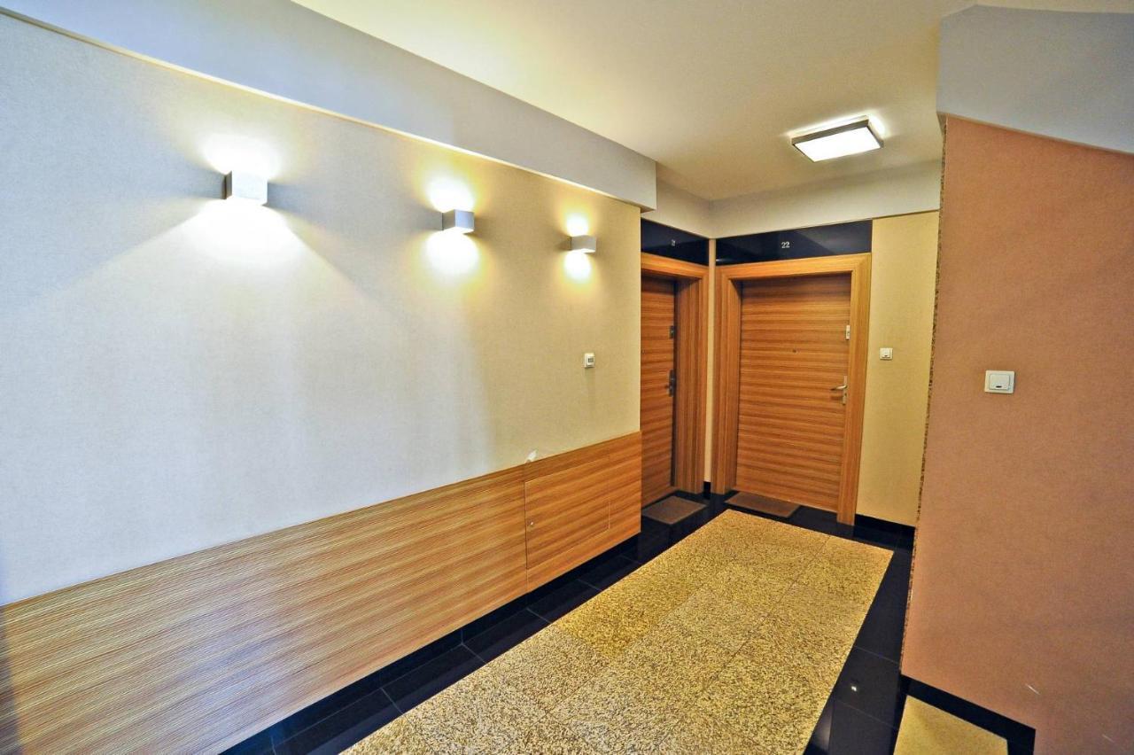 Grand Apartments - Parkur Apartment With Terrace 소포트 외부 사진